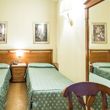 Hotel Giorgi Рим Екстериор снимка